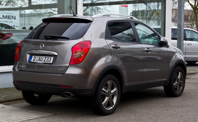 ssangyong Korando сзади