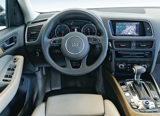 интерьер Audi Q5
