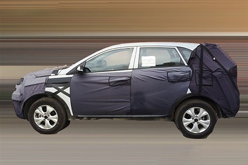 кроссовер Kia