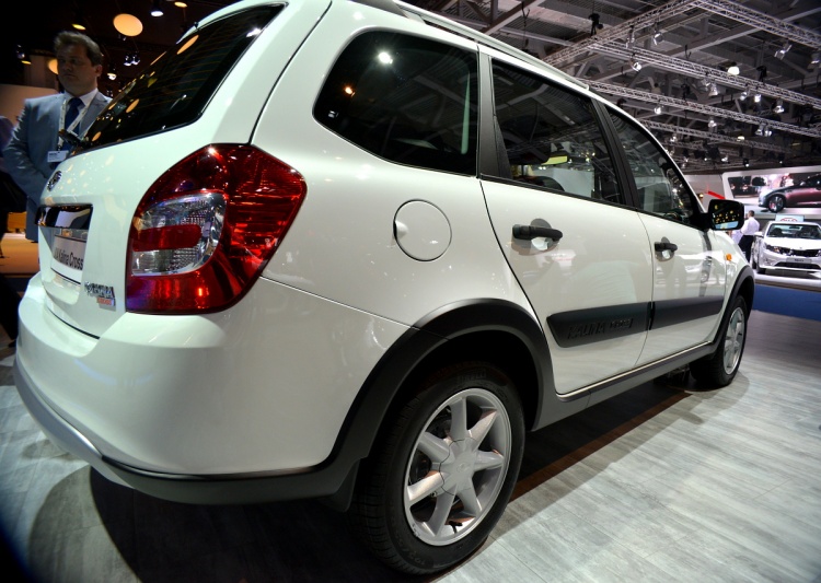 Lada Kalina Cross