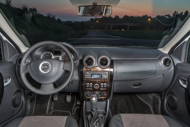 Интерьер Lada Largus Vip