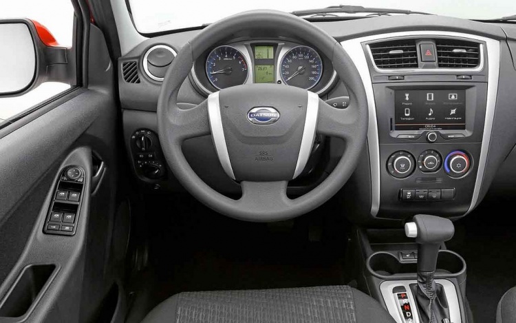 Datsun mi-Do