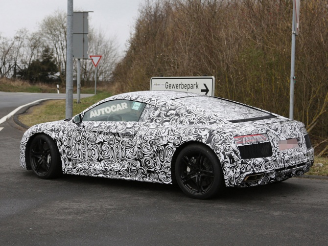 Audi R8
