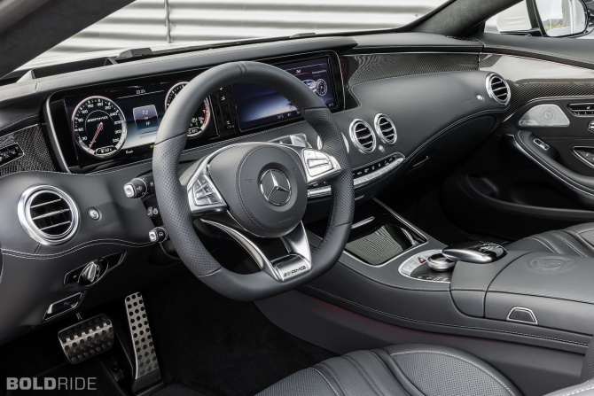 Салон Mercedes-Benz S63 AMG Coupe Салон Mercedes-Benz S63 AMG Coupe