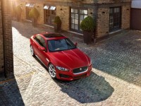 Jaguar назвал мощность двигателей у модели XE 2015 модельного года