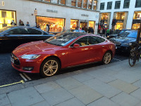 Обзор и тест-драйв Tesla Model S: новый век уже наступил