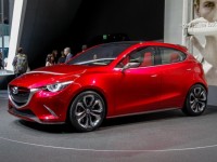 Фотографии Mazda Hazumi