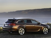 В России начнут продавать дизельную версию Opel Insignia