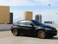 BMW назвала рублевые цены на обновленную модель X6