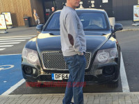 В России начался прием заказов на внедорожник Bentley Bentayga