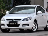В России начались продажи китайских автомобилей JAC