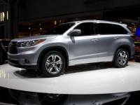 Компания Toyota отзывает свои автомобили
