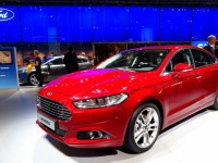 На автосалоне в Париже представили обновленный Ford Mondeo
