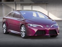 В рамках московского автосалона представят обновленную модель Toyota Camry
