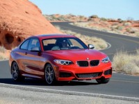 BMW M235i теперь полноприводная