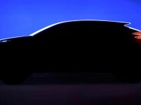 В сеть попалир первые фотографии паркетника Toyota C-HR