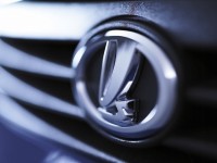 Mercedes-Benz обогнал АвтоВАЗ по выручке в России