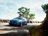 В России начались продажи гибридного Volvo V60