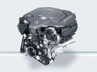 Самый экономичный по расходу топлива ДВС V8 с принудительным воспламенением рабочей смеси разработан в Аффальтербахе.